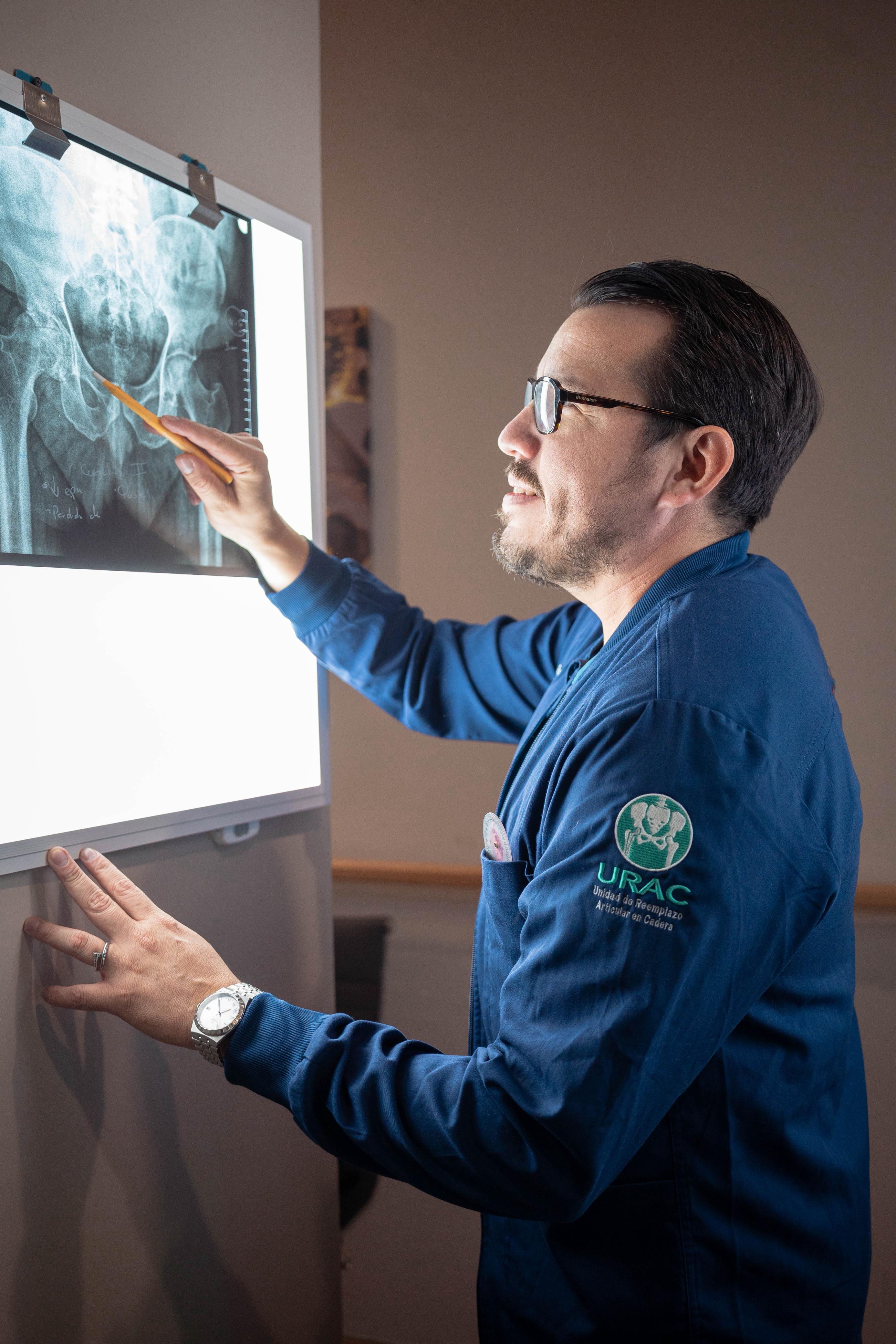 Dr. Luis Enrique Guadalupe Rojas 3