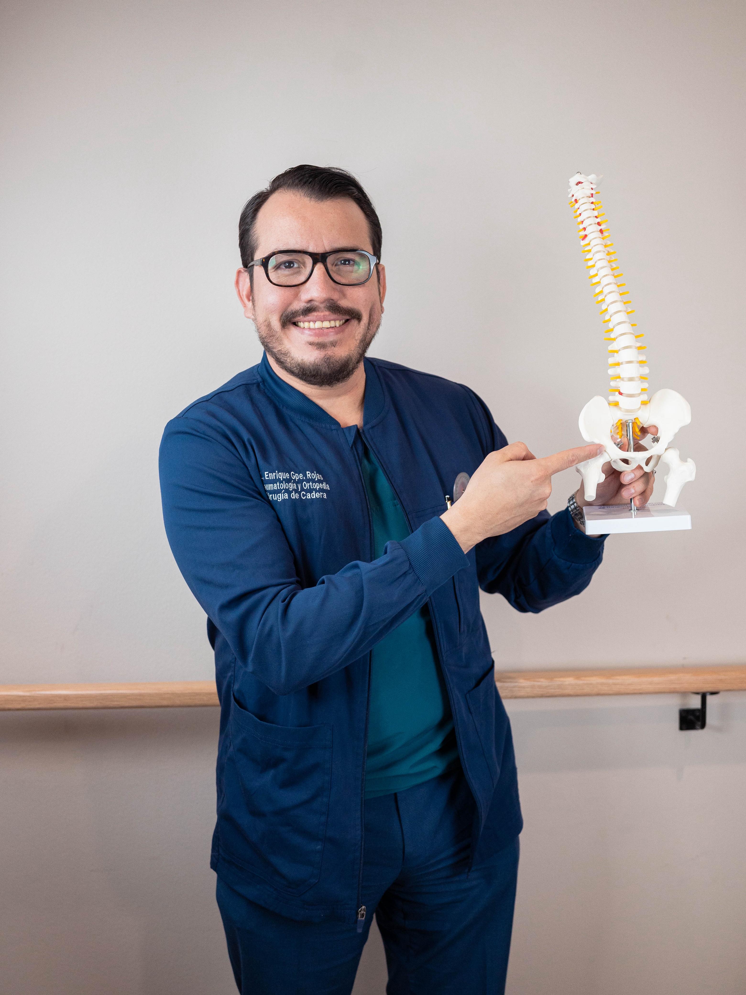 Cirugía ortopédica Dr. Luis Enrique 2