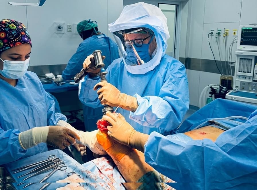 Cirugía de Rodilla: Alta tecnología para dejar atrás el dolor intenso